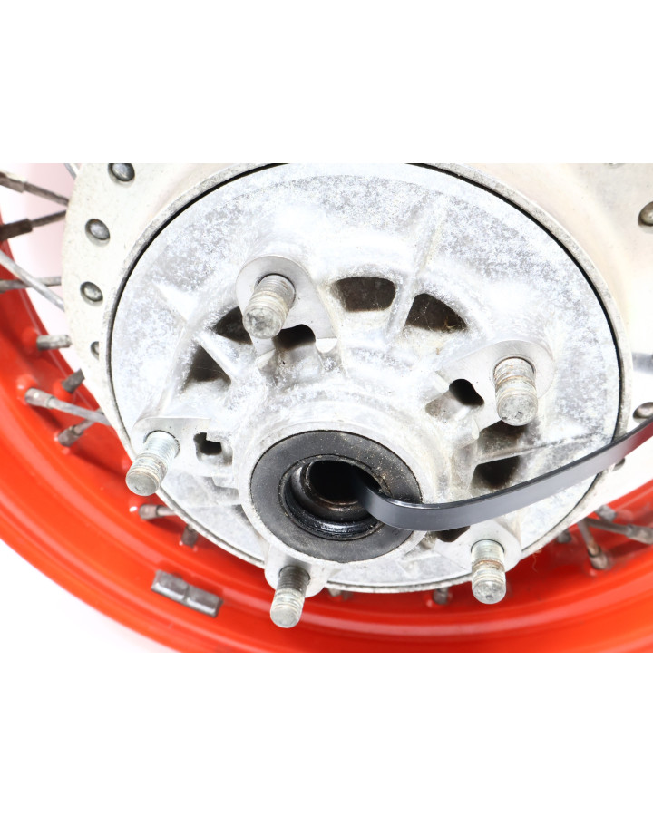 Honda VT600 Shadow, bakfälg