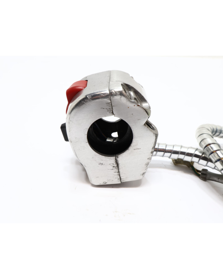 Yamaha XVS 1100 Dragstar, omkopplare höger