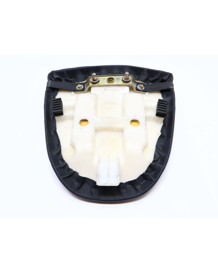 Suzuki GSX-R600, passagerarsadel