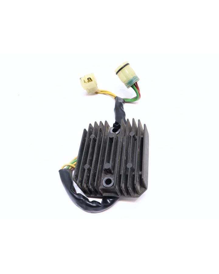 Honda XRV750 Africa Twin, voltregulator