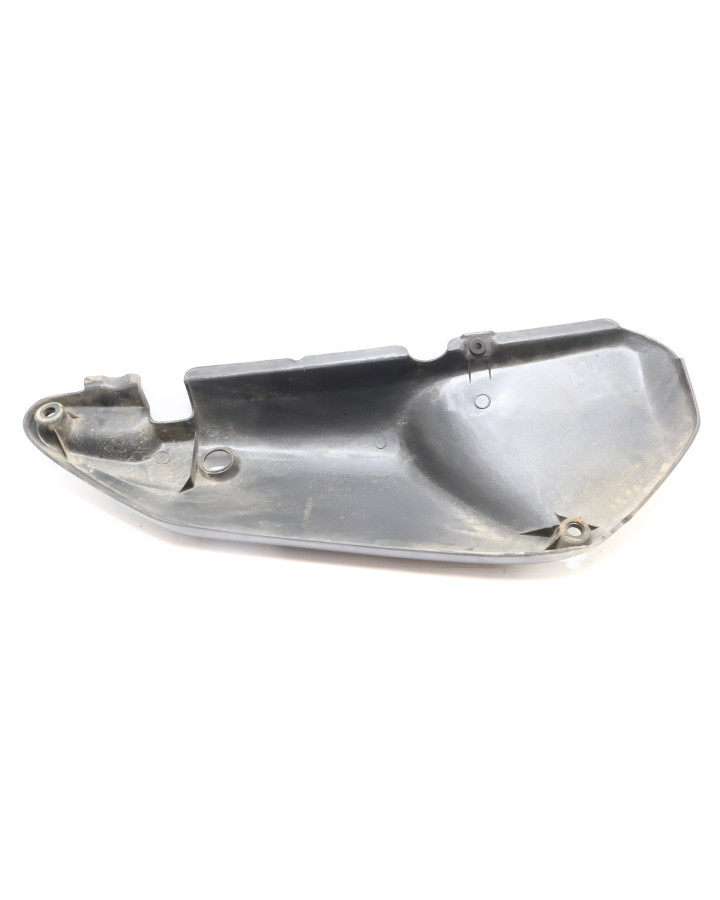 Honda XRV750 Africa Twin, bakre sidokåpa vänster