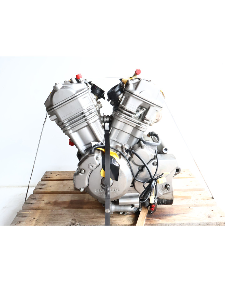 Honda XRV750 Africa Twin, motor