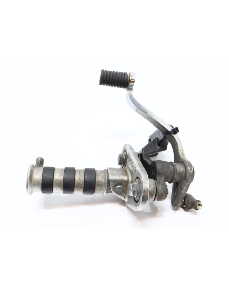 Honda VT750 Shadow, fotpinne vänster komplett