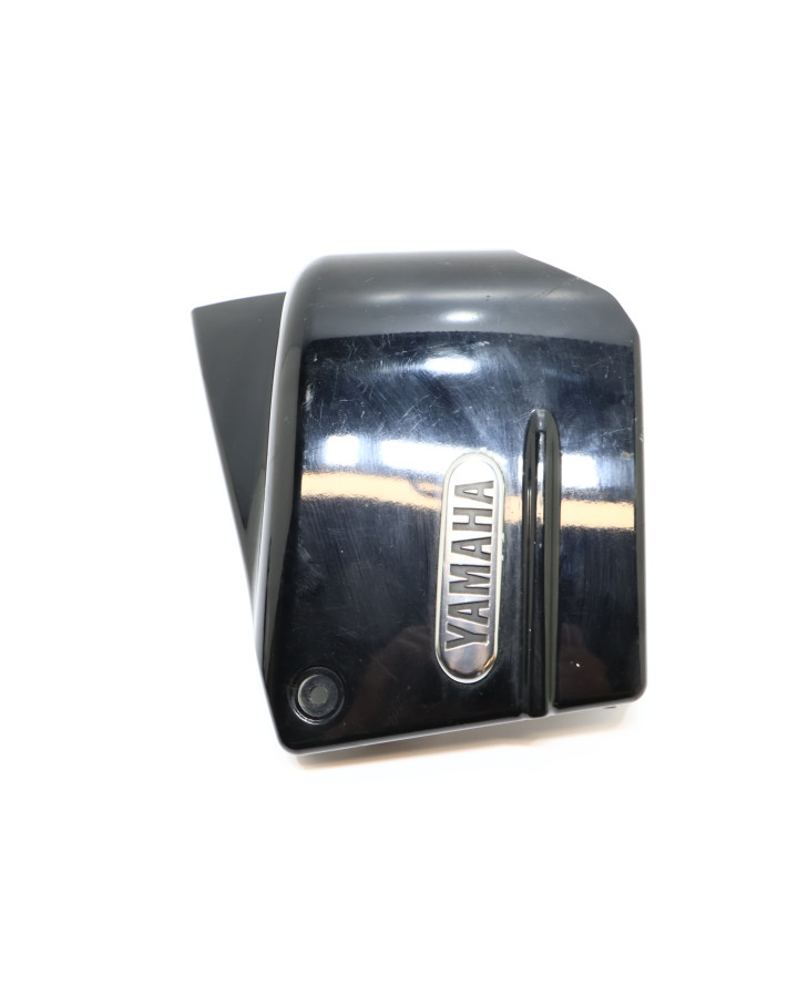 Yamaha XVS 650A Dragstar, sidokåpa höger