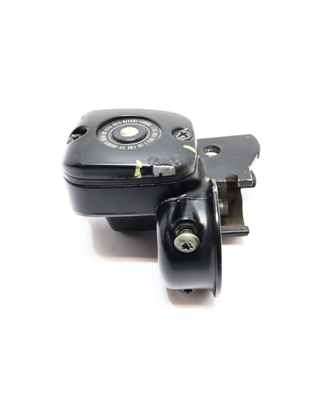 Harley-Davidson Electra Glide, bromscylinder fram