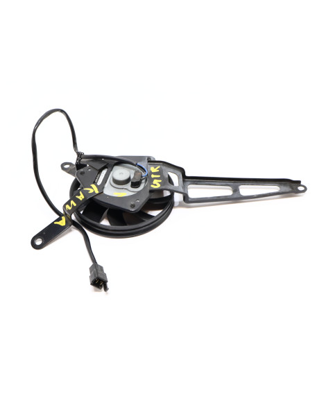 Kawasaki GTR 1400, kylarfläkt