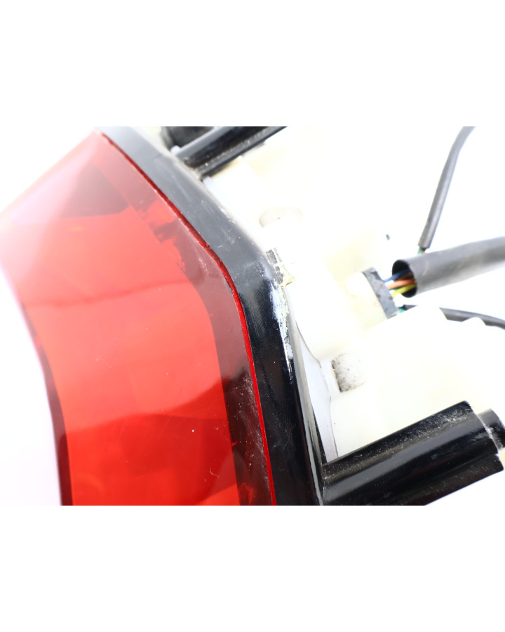 Peugeot Speedfight 4, baklykta LED