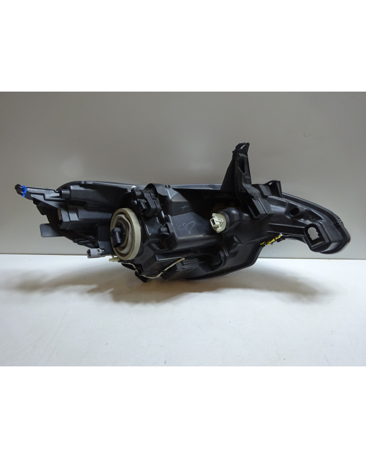 Ligier JS50, framlykta vänster