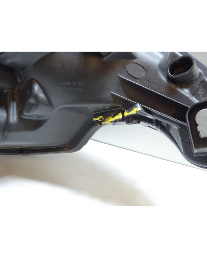 Ligier JS50, framlykta vänster