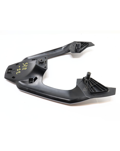 Aprilia SXR 50, pakethållare