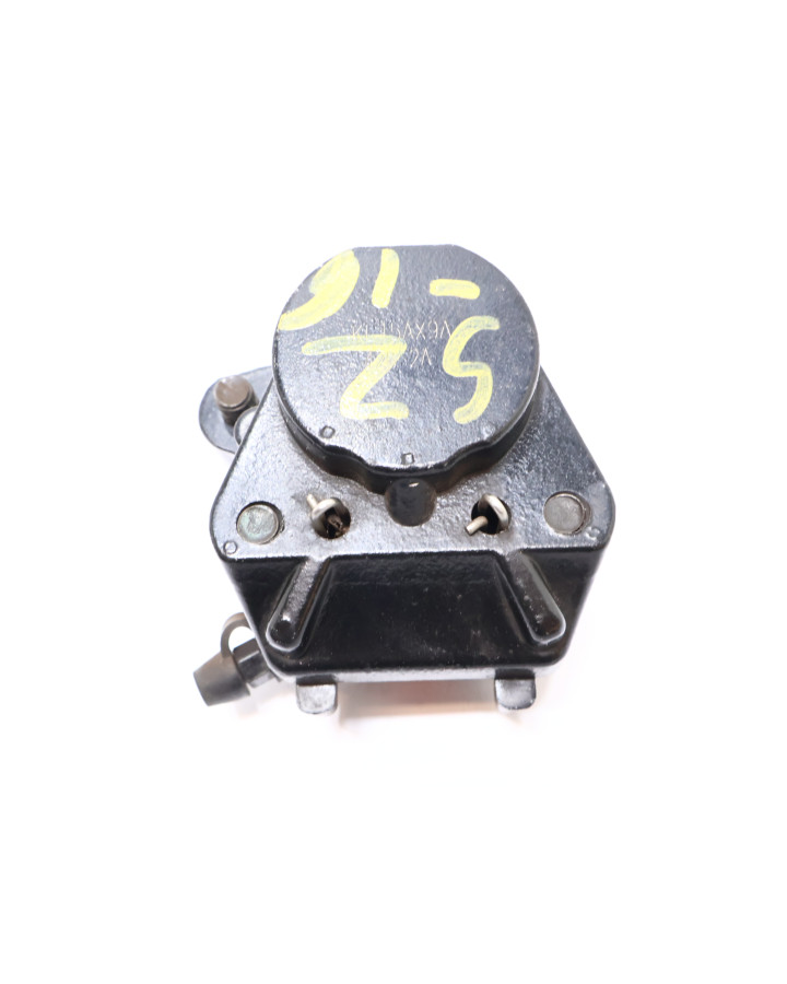 Peugeot Streetzone, bromsok fram