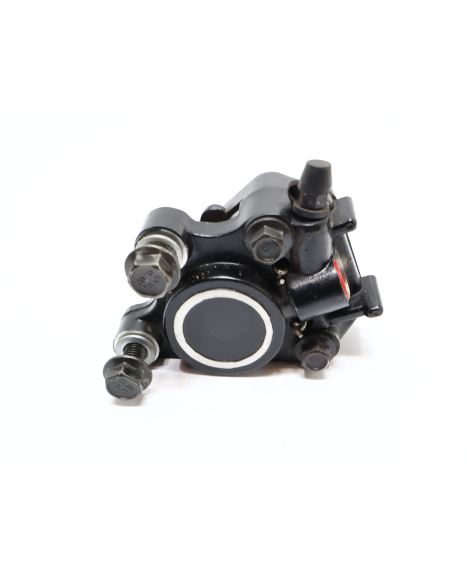 Peugeot Streetzone, bromsok fram