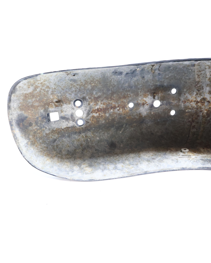 Honda VT750 Shadow, bakskärm