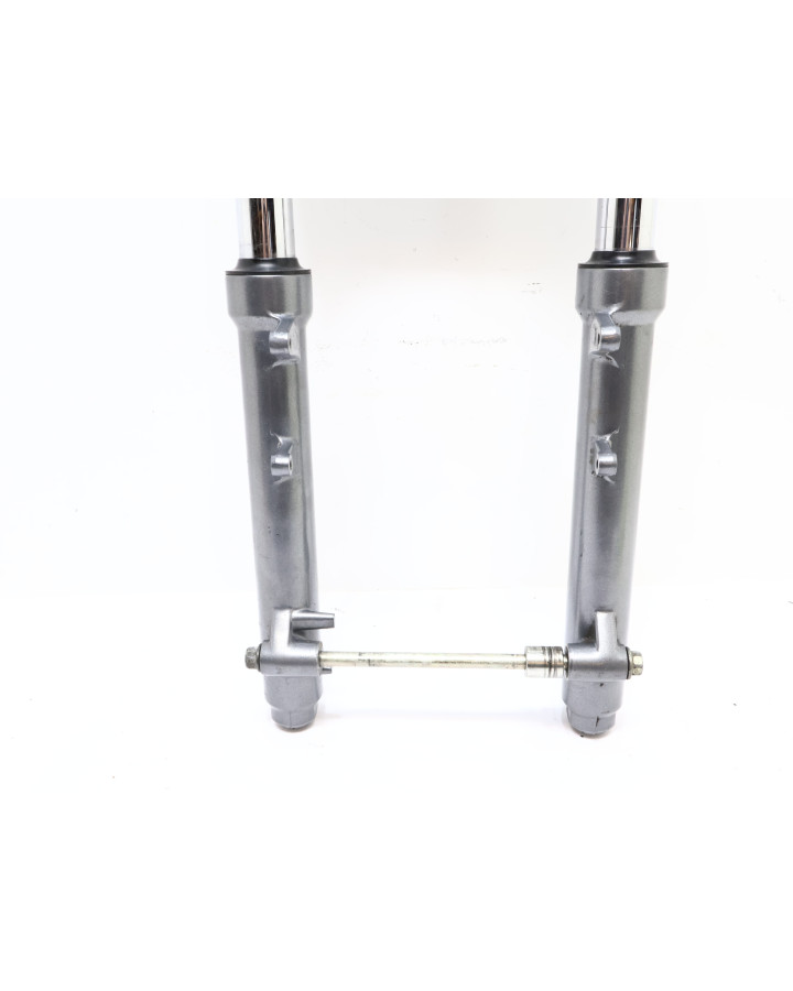 Yamaha Slider, framgaffel