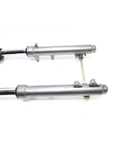 Yamaha Slider, framgaffel
