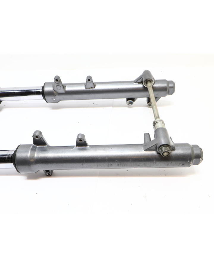 Yamaha Slider, framgaffel