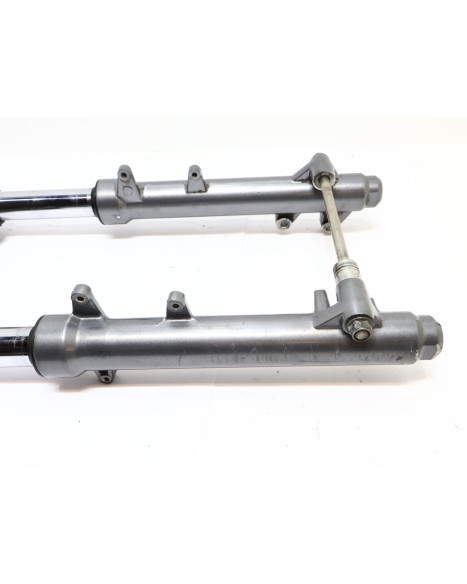 Yamaha Slider, framgaffel