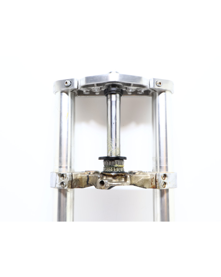 Kawasaki VN1500 Mean Streak, framgaffel