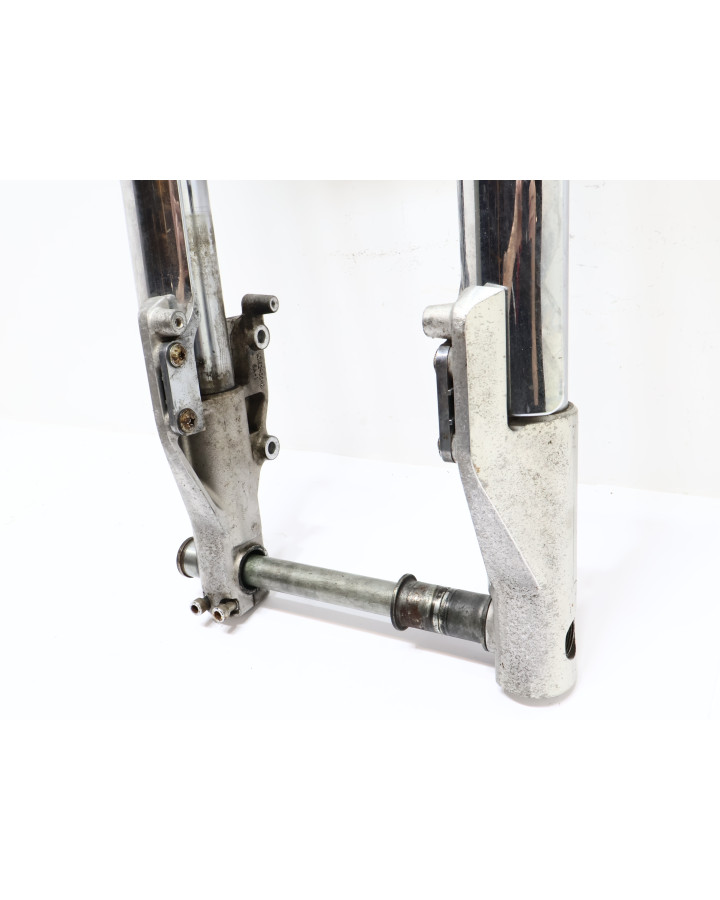 Kawasaki VN1500 Mean Streak, framgaffel