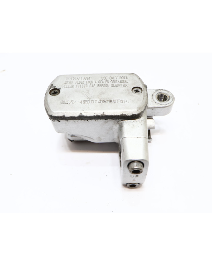 Yamaha XVS 1100 Dragstar, bromscylinder fram