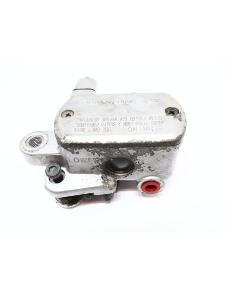 Yamaha XVS 1100 Dragstar, bromscylinder fram