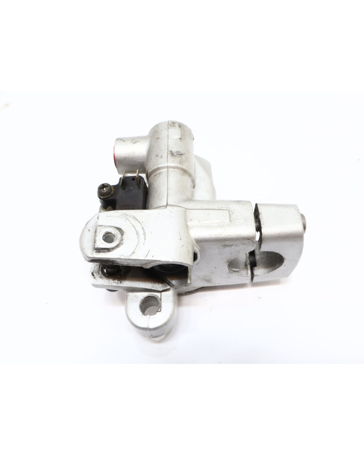 Yamaha XVS 1100 Dragstar, bromscylinder fram