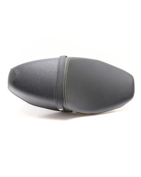 Yamaha XSR900, sadel