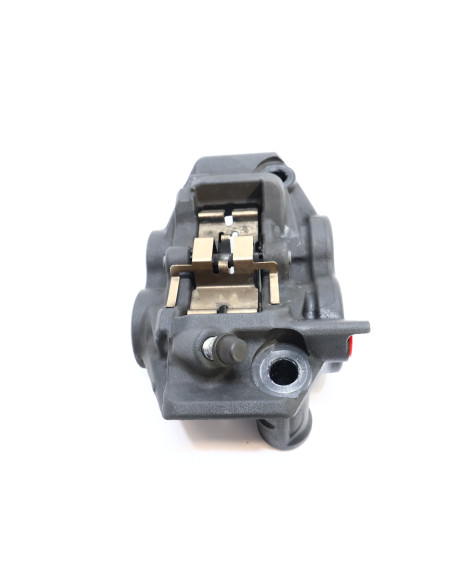 Yamaha XSR900, bromsok vänster fram