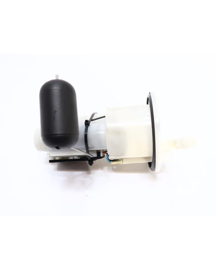 Yamaha XSR900, bränslepump