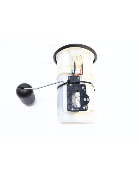 Yamaha XSR900, bränslepump