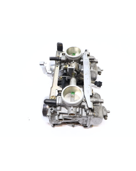 Kawasaki EN 500 Vulcan, förgasarbrygga