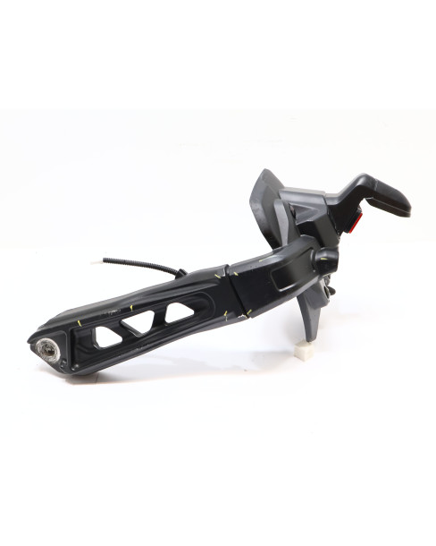 Yamaha MT-09, registreringsskylthållare