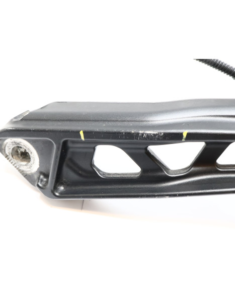 Yamaha MT-09, registreringsskylthållare