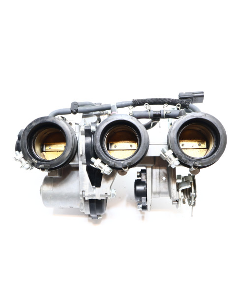 Yamaha MT-09, gasspjäll/insprut