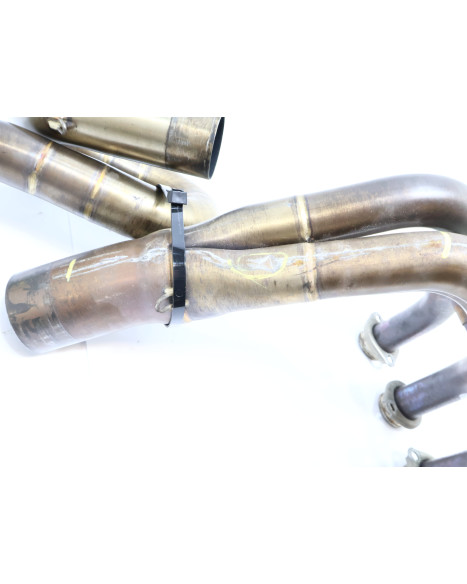 Yamaha MT-09, Akrapovic grenrör