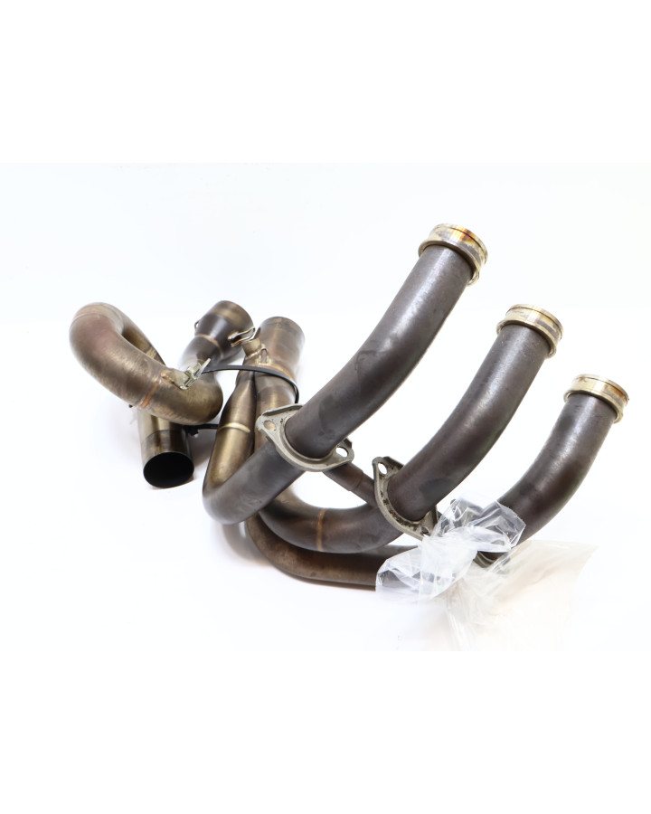 Yamaha MT-09, Akrapovic grenrör