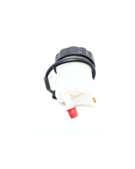 Linhai 500D Promax, bromsvätskebehållare