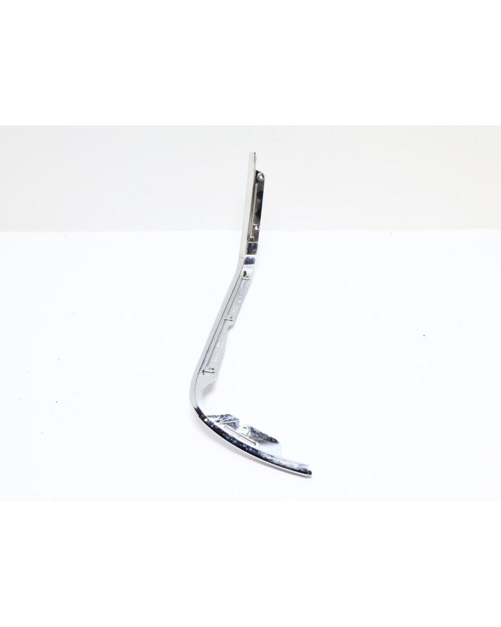 Vespa Sprint/Primavera, kromlist höger fram