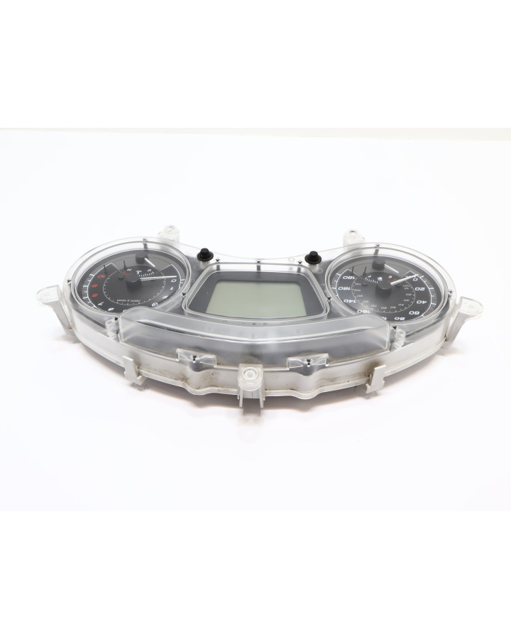 Piaggio MP3 500, hastighetsmätare