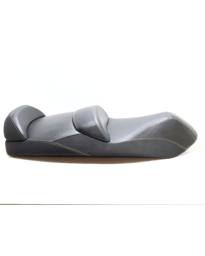 Piaggio MP3 500, sadel