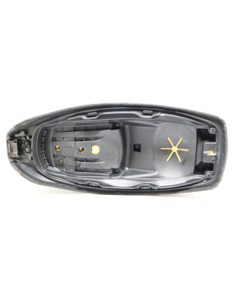 Piaggio MP3 500, sadel