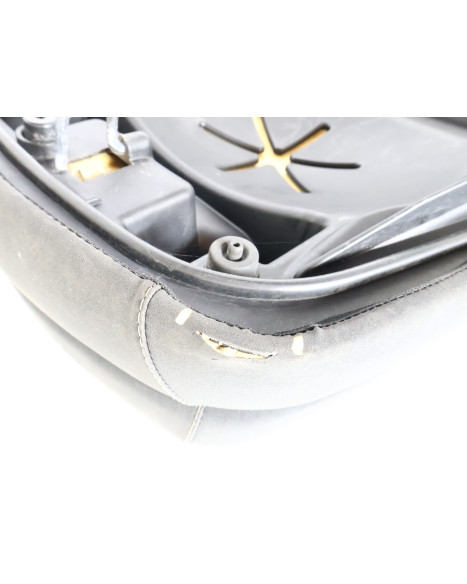 Piaggio MP3 500, sadel