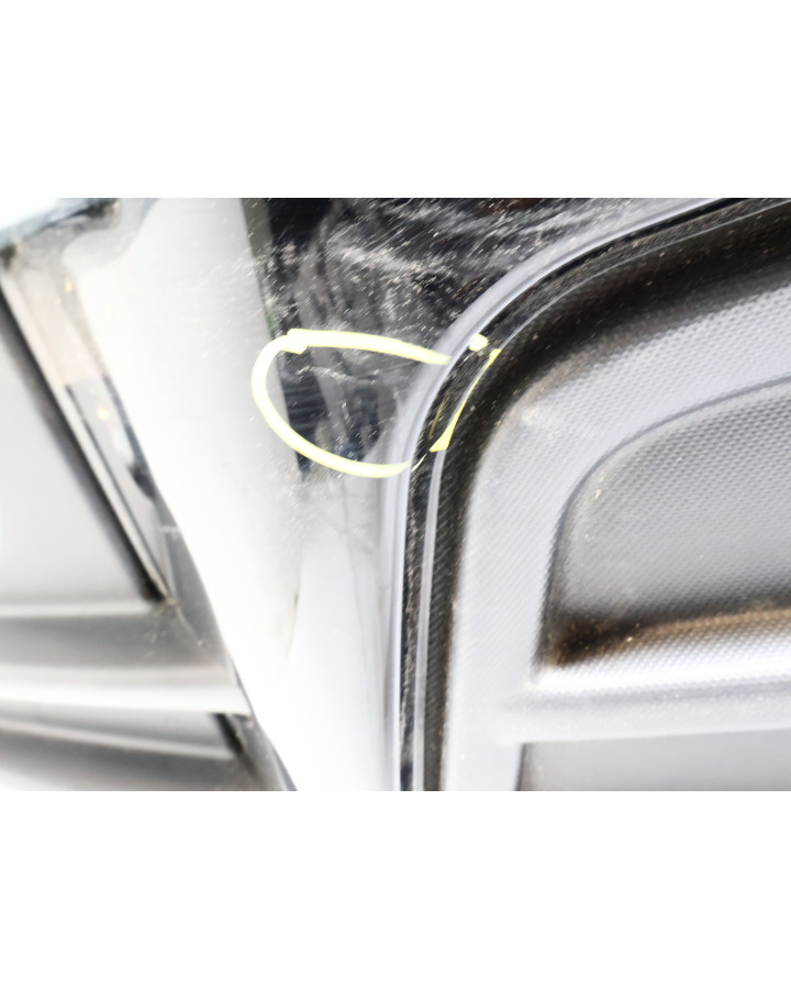 Ligier JS60, stötfångare fram komplett