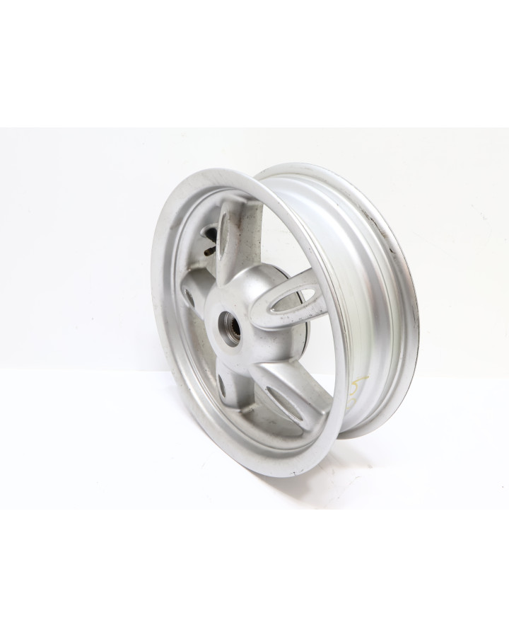 Yamaha Neos, bakfälg