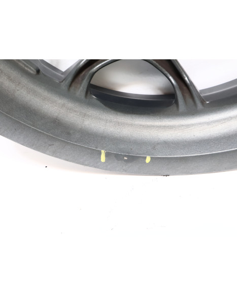 Piaggio MP3 500, framfälg