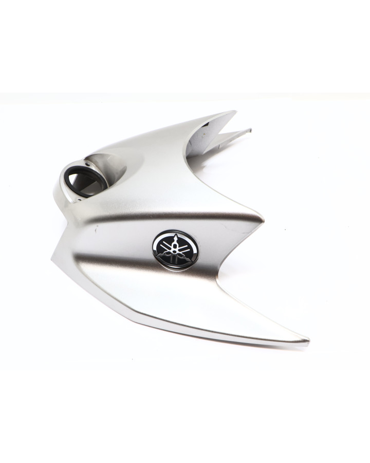 Yamaha MT-01, främre tankkåpa