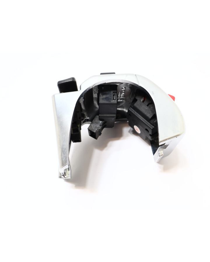 Piaggio MP3 500, omkopplare höger