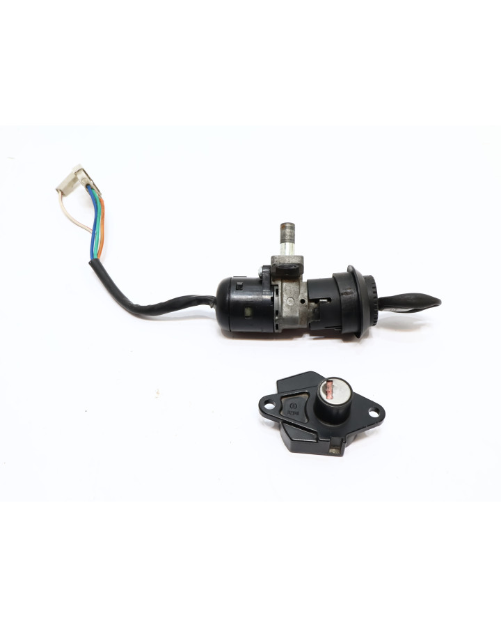 Aprilia SR50, tändningslås