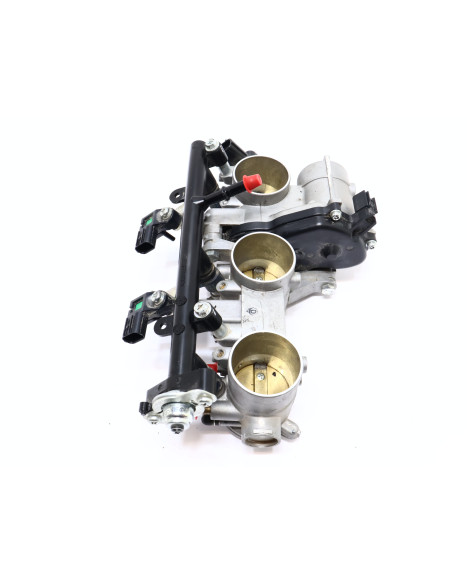 Yamaha XSR900, gasspjäll/insprut