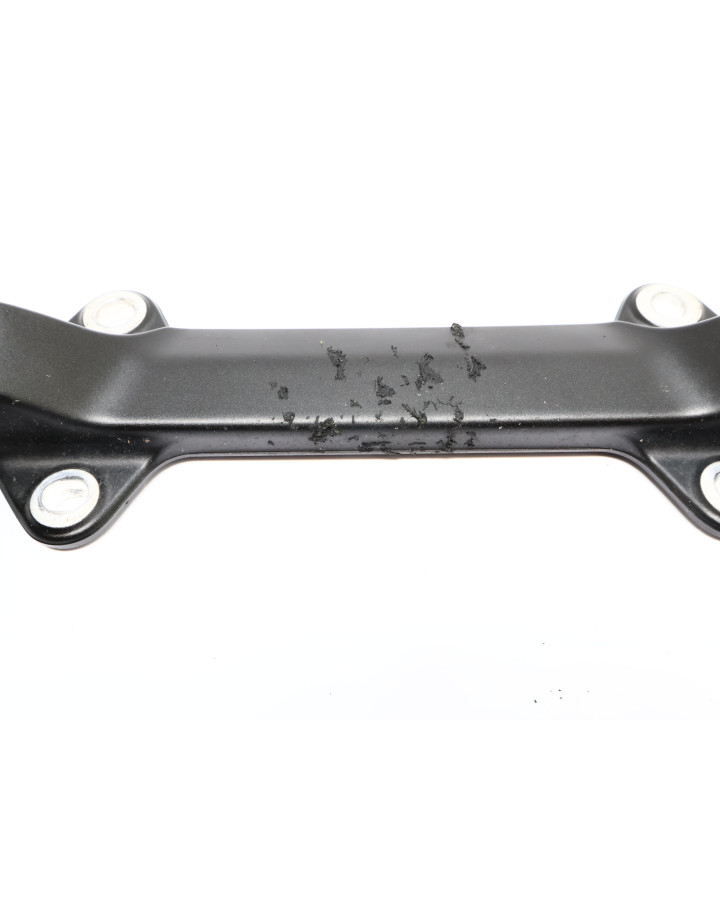 Yamaha XSR900, passagerarfotpinne komplett (par)